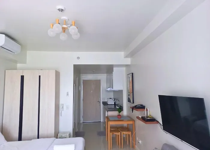 Apartment Mandani Bay Near Cdu, Sm, Metro, Ports *